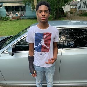 Meet your Posher, Dierre